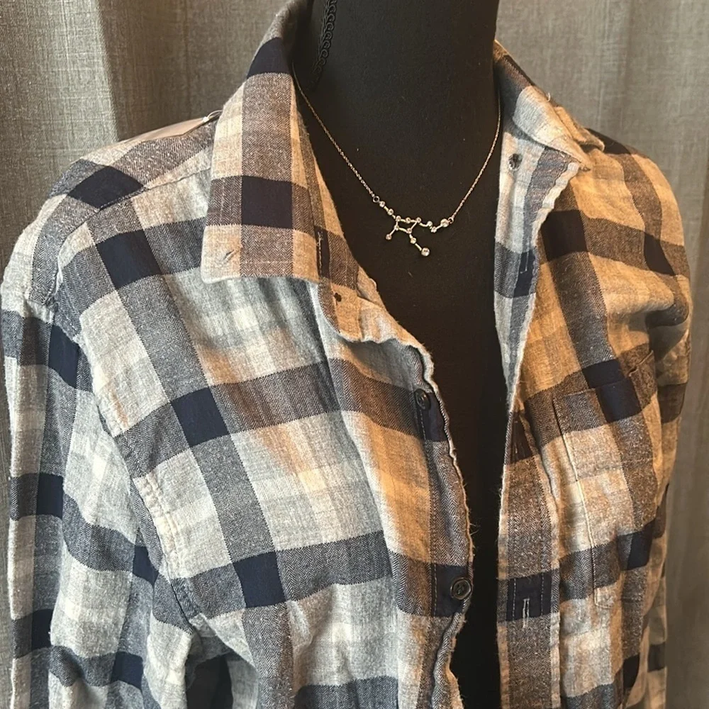 Gray and White Banana Republic Slim Fit Button Up